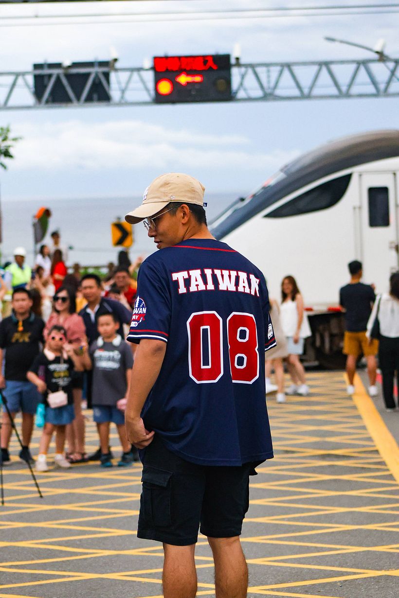 Taimali's Scenic Rail Crossing 1