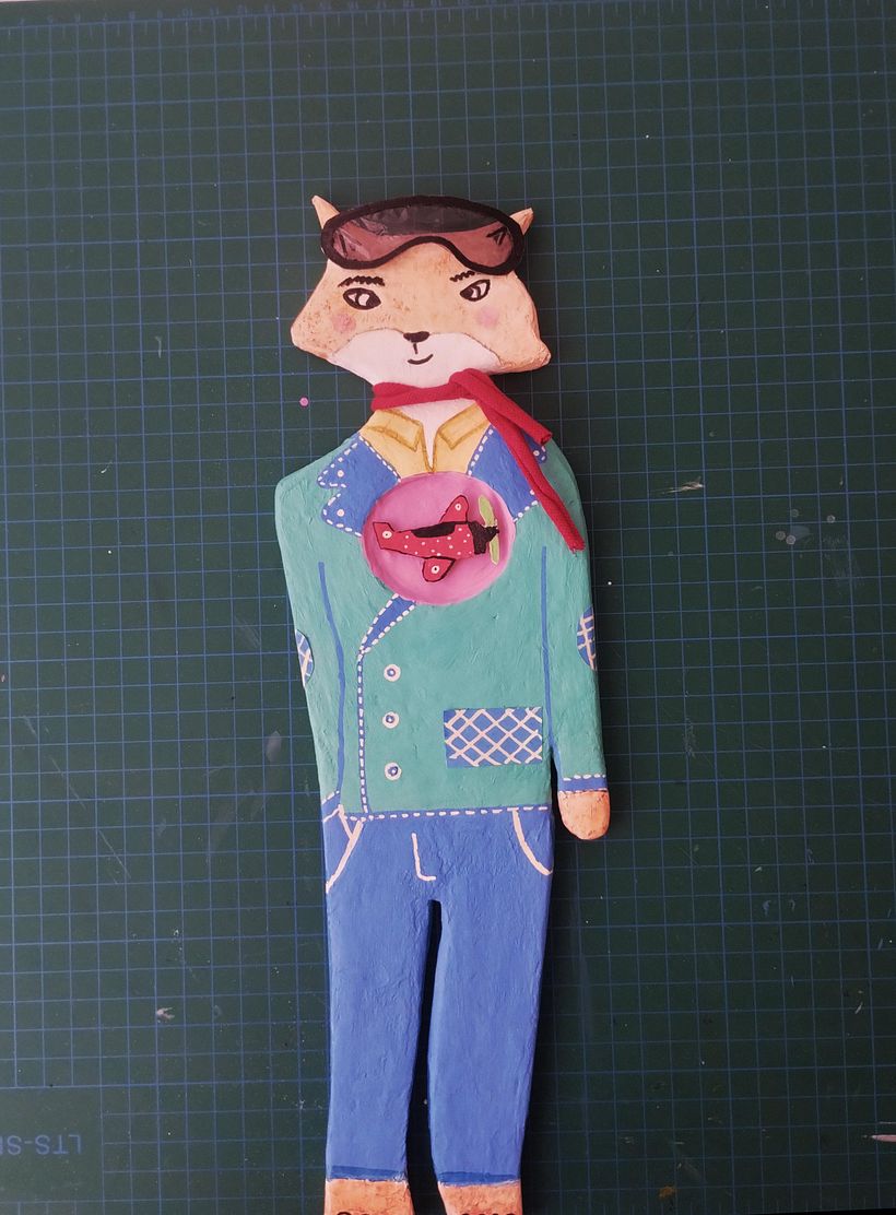 Creación personaje con papel maché 1