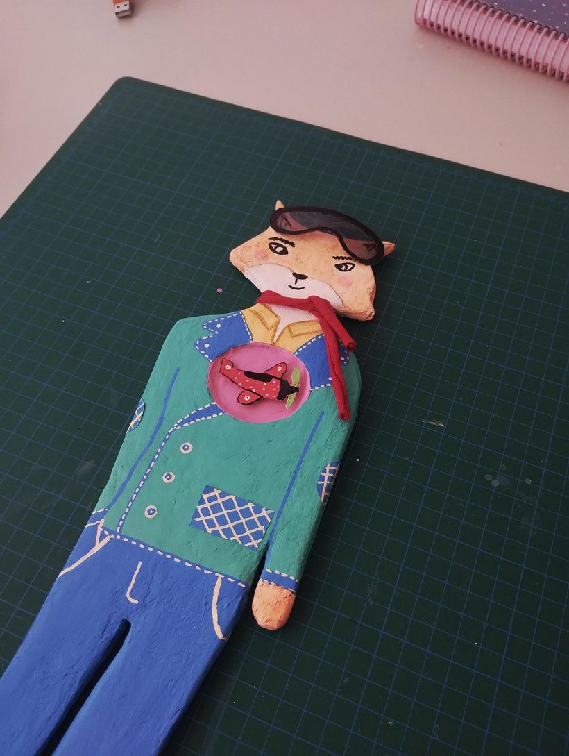 Creación personaje con papel maché 1