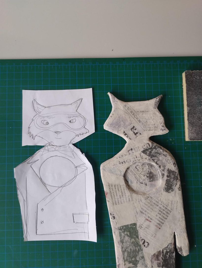Creación personaje con papel maché 1
