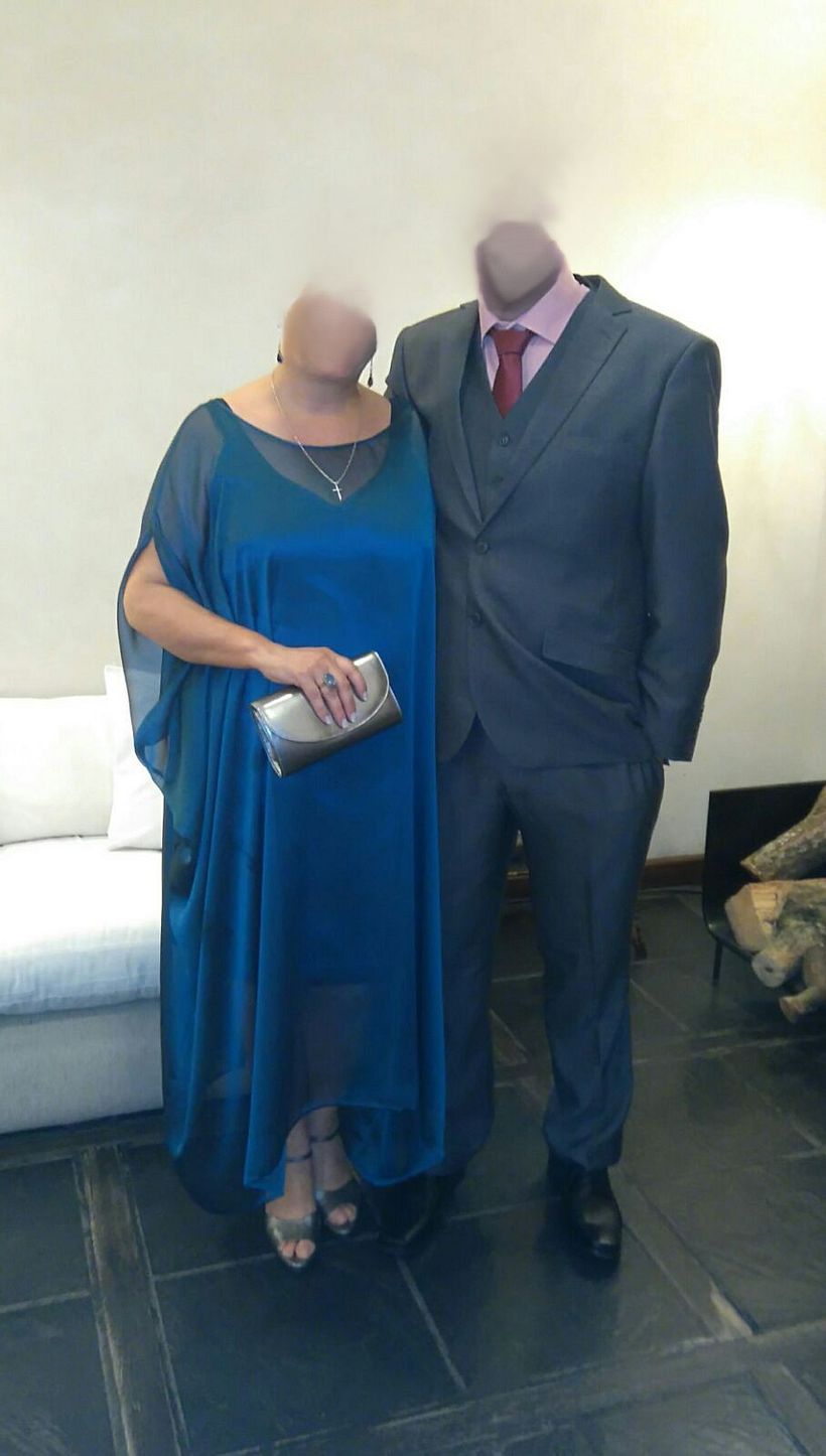 Vestido tornasolado en dos piezas superpuestas. 1