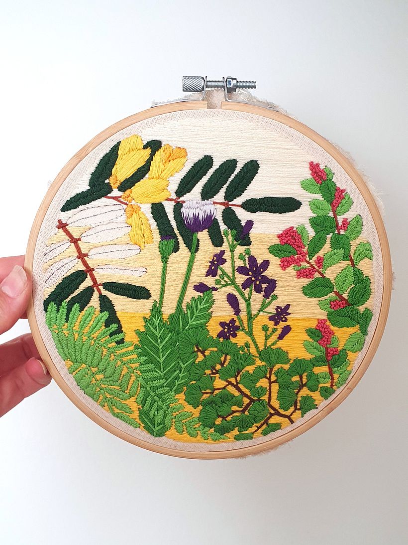 Botanical embroidery in the central region of Chile 4