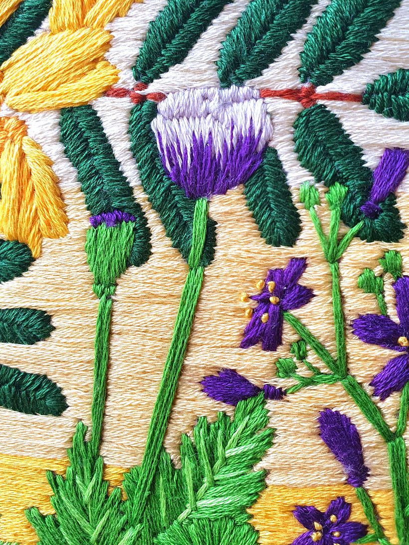 Botanical embroidery in the central region of Chile 3