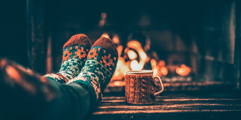 Create your own artistic advent calendar: 24 mini drawing, writing and photography challenges to inspire you every day. 3