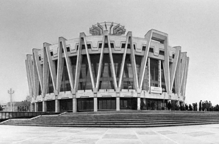 Dancing Architecture 1
