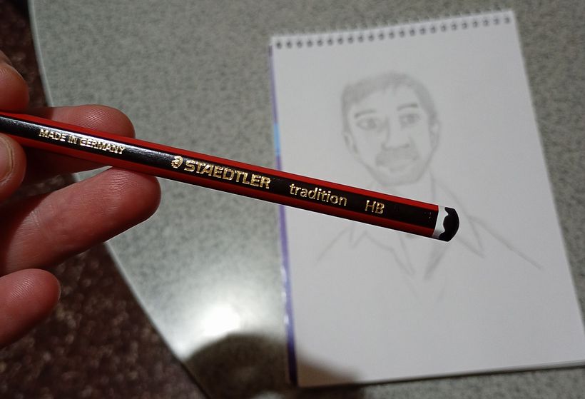 Retrato de hombre a lapiz 1