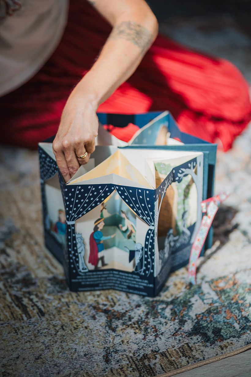 Interactive Pop-Up Fairy Tale 5
