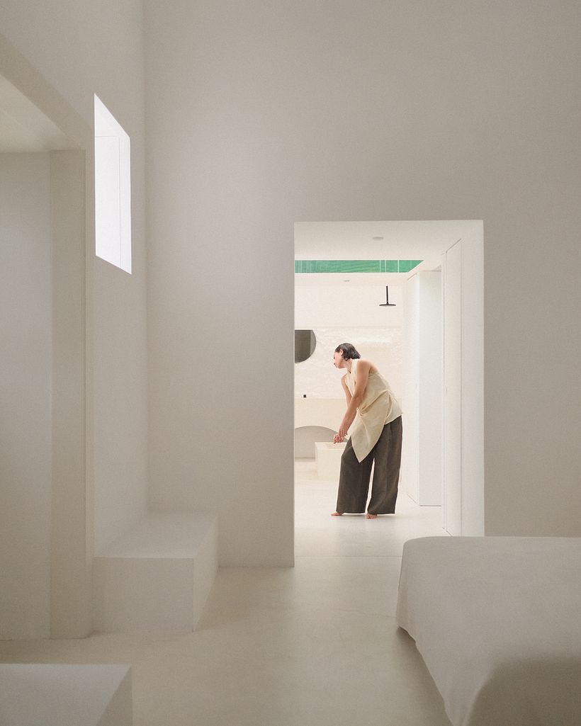 Casa Montelongo: What Escapes the Eye 6