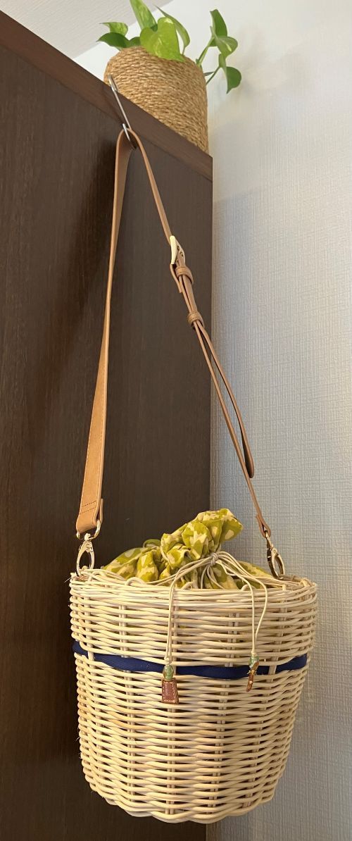 Project in Contemporary Basketry Techniques Applied to Fashion 1