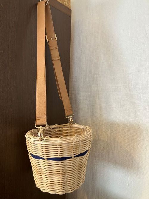 Project in Contemporary Basketry Techniques Applied to Fashion 1